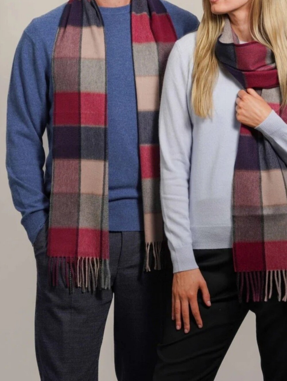 Men's Check Plaid Scarf in Red and Gray